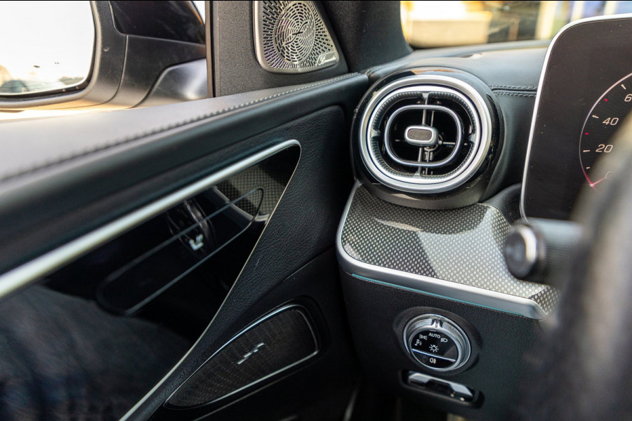 Mercedes-Benz C-Klasse Estate 300 e Luxury Line i phev I Leder I Carplay I Digital Light I AMG I Dealeronderhouden I