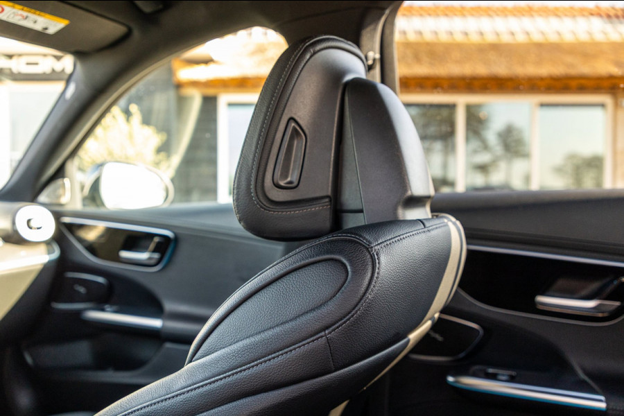 Mercedes-Benz C-Klasse Estate 300 e Luxury Line i phev I Leder I Carplay I Digital Light I AMG I Dealeronderhouden I