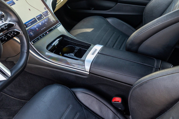 Mercedes-Benz C-Klasse Estate 300 e Luxury Line i phev I Leder I Carplay I Digital Light I AMG I Dealeronderhouden I