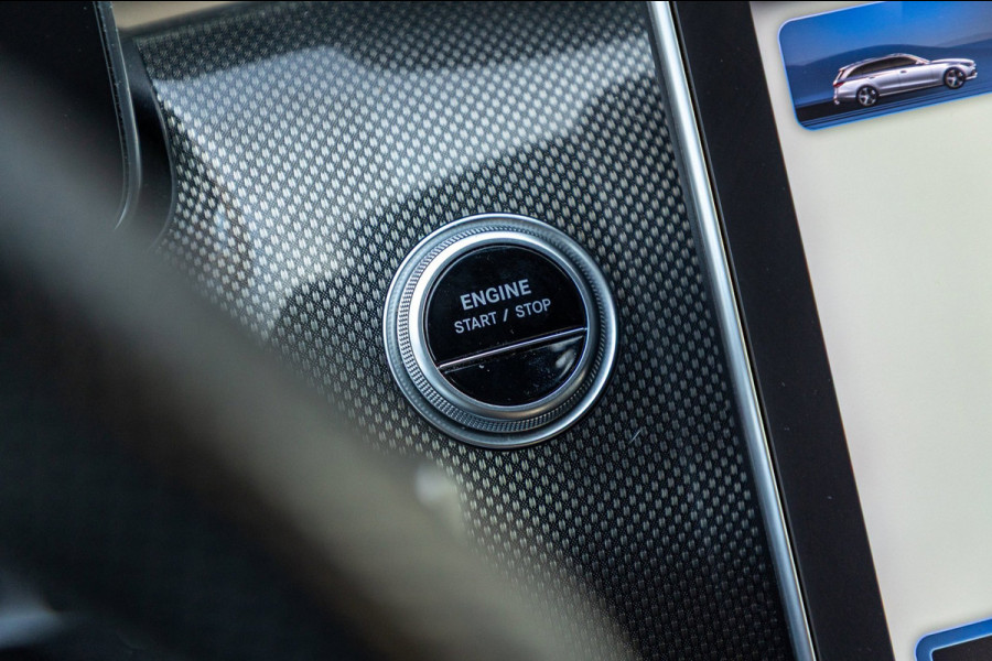Mercedes-Benz C-Klasse Estate 300 e Luxury Line i phev I Leder I Carplay I Digital Light I AMG I Dealeronderhouden I
