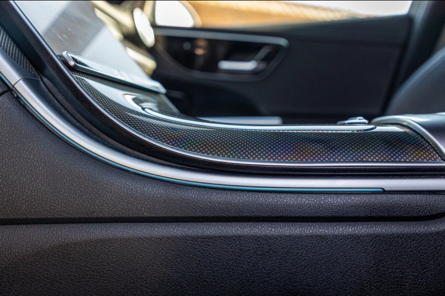 Mercedes-Benz C-Klasse Estate 300 e Luxury Line i phev I Leder I Carplay I Digital Light I AMG I Dealeronderhouden I