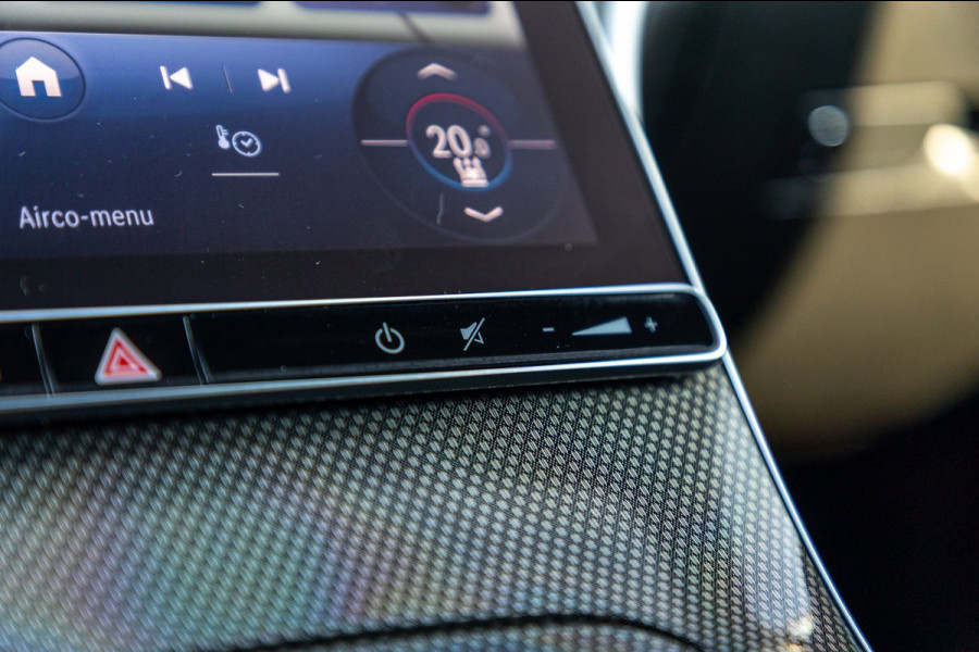 Mercedes-Benz C-Klasse Estate 300 e Luxury Line i phev I Leder I Carplay I Digital Light I AMG I Dealeronderhouden I