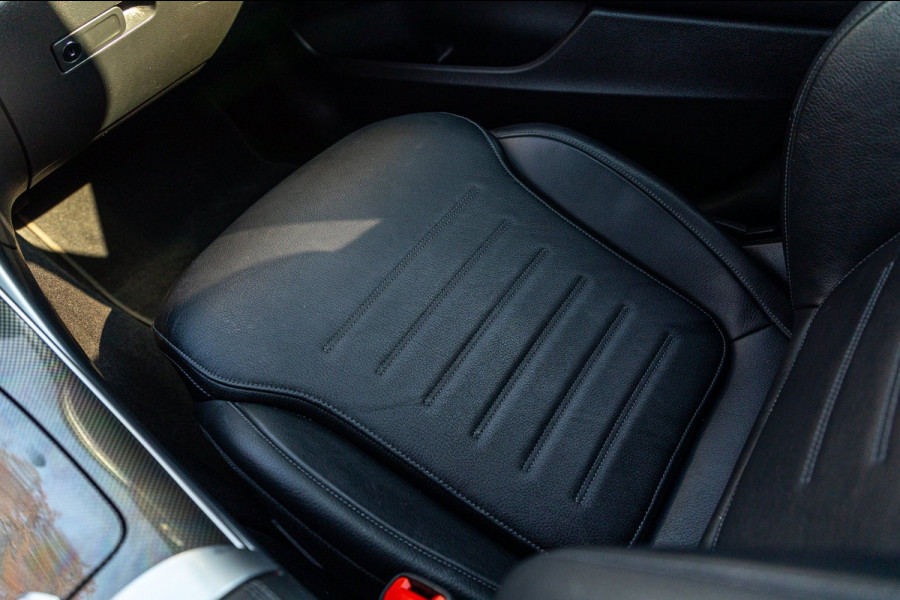 Mercedes-Benz C-Klasse Estate 300 e Luxury Line i phev I Leder I Carplay I Digital Light I AMG I Dealeronderhouden I