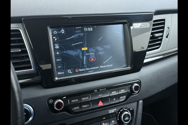 Kia e-Niro ExecutiveLine 64kWh SOH 100% Leder Warmtepomp Elek.Stoel+Memory JBL®-Audio Pdc Navi Ecc Camera Apple Carplay Android Auto Stoelverwarming+Koeling Stuurverwarming Lmv Privacy Glas DAB Vess Lane Assist Blind Spot Origineel Nederlandse Auto Dealeronderhouden