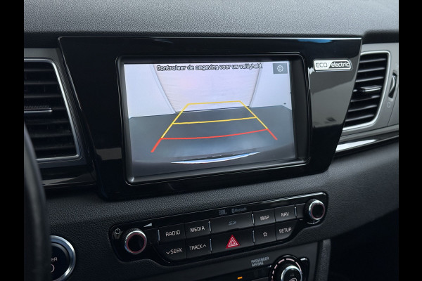 Kia e-Niro ExecutiveLine 64kWh SOH 100% Leder Warmtepomp Elek.Stoel+Memory JBL®-Audio Pdc Navi Ecc Camera Apple Carplay Android Auto Stoelverwarming+Koeling Stuurverwarming Lmv Privacy Glas DAB Vess Lane Assist Blind Spot Origineel Nederlandse Auto Dealeronderhouden