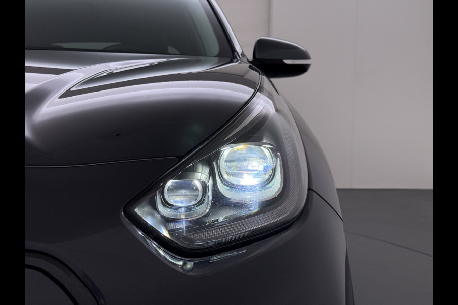 Kia e-Niro ExecutiveLine 64kWh SOH 100% Leder Warmtepomp Elek.Stoel+Memory JBL®-Audio Pdc Navi Ecc Camera Apple Carplay Android Auto Stoelverwarming+Koeling Stuurverwarming Lmv Privacy Glas DAB Vess Lane Assist Blind Spot Origineel Nederlandse Auto Dealeronderhouden