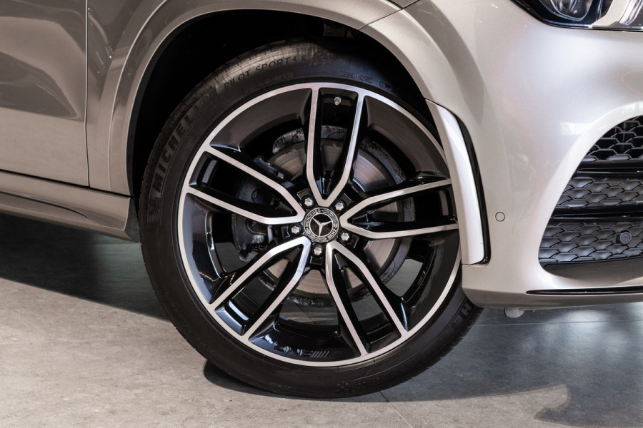 Mercedes-Benz GLE 400 d 4-M AMG Night|Luchtvering|Panorama|HUD|Standkachel|Burmester|Trekhaak|22"