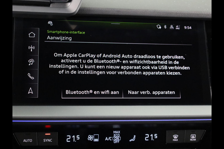 Audi A3 Sportback 40 TFSI e S edition 204 pk S-tronic | Verlengde garantie | Navigatie | Panoramadak | Parkeersensoren (Park assist) | Achteruitrijcamera | Stoelverwarming | S-Line |