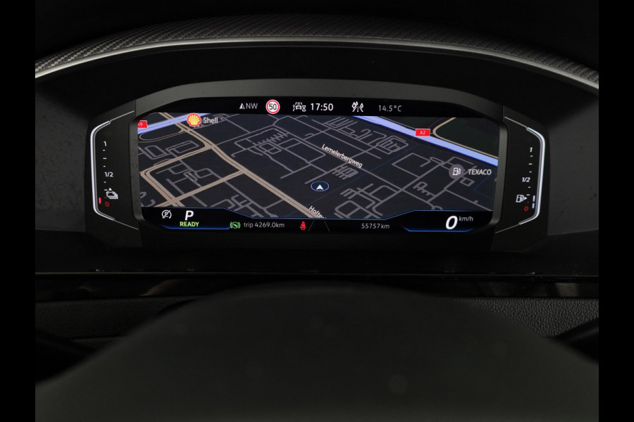Volkswagen Arteon 1.4 TSI eHybrid R-Line Business 218 pk Automaat (DSG) | Navigatie | Panoramadak | Trekhaak (wegklapbaar) | Parkeersensoren (Park assist) | Rondomzicht camera | Lederen bekleding | Stoelverwarming v/a | R-Line |