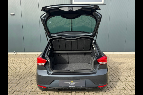 Seat Ibiza 1.0 TSI Style * Navigatie * Camera * Climate Control * Cruise * Licht metaal *