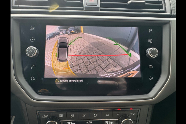 Seat Ibiza 1.0 TSI Style * Navigatie * Camera * Climate Control * Cruise * Licht metaal *