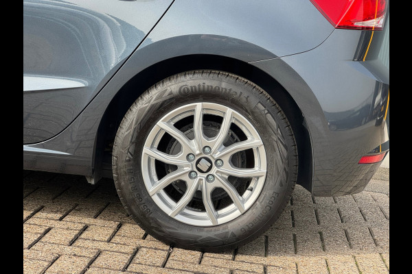 Seat Ibiza 1.0 TSI Style * Navigatie * Camera * Climate Control * Cruise * Licht metaal *