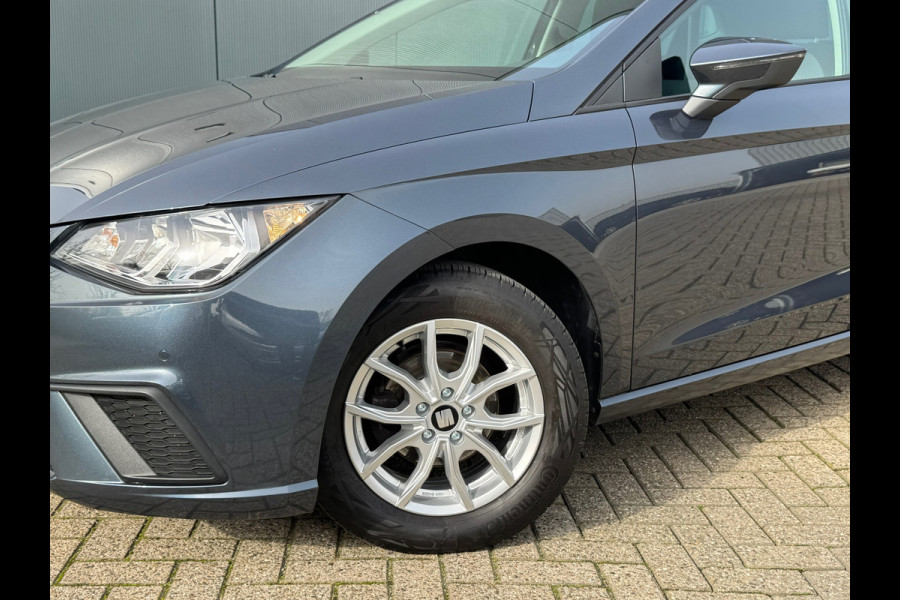 Seat Ibiza 1.0 TSI Style * Navigatie * Camera * Climate Control * Cruise * Licht metaal *