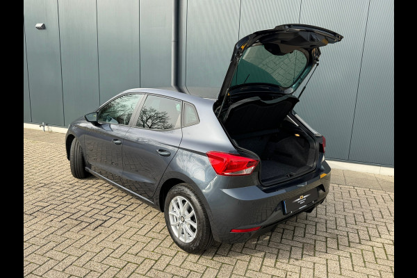 Seat Ibiza 1.0 TSI Style * Navigatie * Camera * Climate Control * Cruise * Licht metaal *