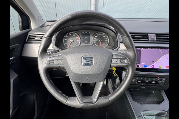 Seat Ibiza 1.0 TSI Style * Navigatie * Camera * Climate Control * Cruise * Licht metaal *