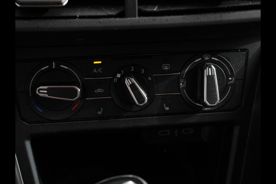 Volkswagen Polo 1.0 TSI Life | Navigatie | Digitale Cockpit | Airco | Parkeer sensoren V+A | LED | Lichtmetalen Velgen | Bluetooth | Limitter