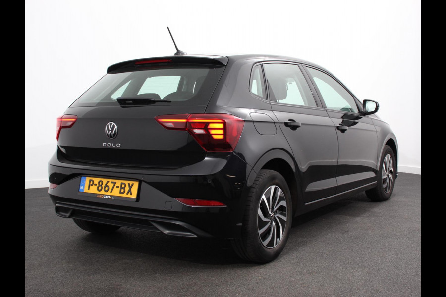 Volkswagen Polo 1.0 TSI Life | Navigatie | Digitale Cockpit | Airco | Parkeer sensoren V+A | LED | Lichtmetalen Velgen | Bluetooth | Limitter