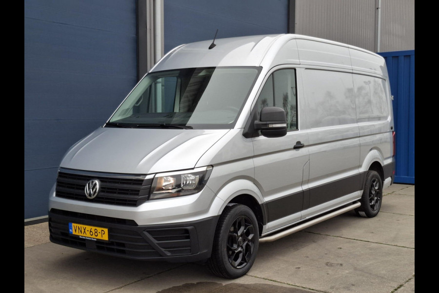 Volkswagen Crafter 35 2.0 TDI L3H3 Comfortline AIRCO / CRUISE CONTROLE / TREKHAAK / 3 ZITS / NAVI / CARPLAY