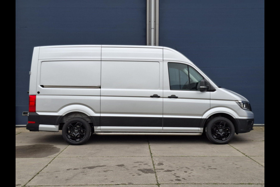 Volkswagen Crafter 35 2.0 TDI L3H3 Comfortline AIRCO / CRUISE CONTROLE / TREKHAAK / 3 ZITS / NAVI / CARPLAY