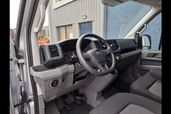 Volkswagen Crafter 35 2.0 TDI L3H3 Comfortline AIRCO / CRUISE CONTROLE / TREKHAAK / 3 ZITS / NAVI / CARPLAY