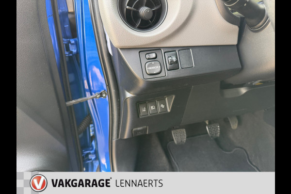 Toyota Yaris 1.0 VVT-i Design Rijklaarprijs / 12 mnd Bovag garantie