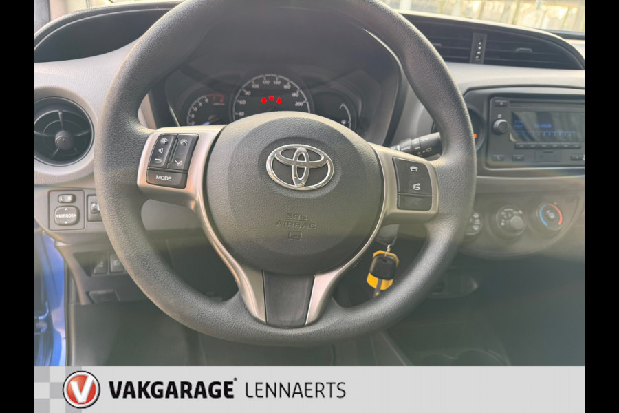 Toyota Yaris 1.0 VVT-i Design Rijklaarprijs / 12 mnd Bovag garantie