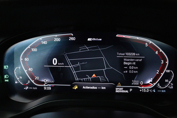 BMW X3 XDrive30e Business Edition Plus M-Sport ( SOH 92%, PANORAMADAK, TREKHAAK, SFEERVERLICHTING, DEALER ONDERHOUDEN)