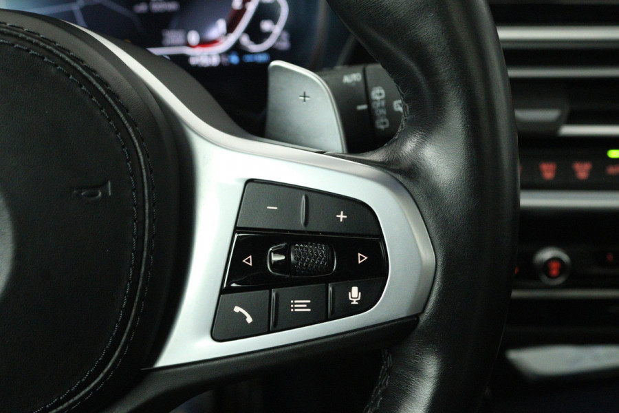 BMW X3 XDrive30e Business Edition Plus M-Sport ( SOH 92%, PANORAMADAK, TREKHAAK, SFEERVERLICHTING, DEALER ONDERHOUDEN)