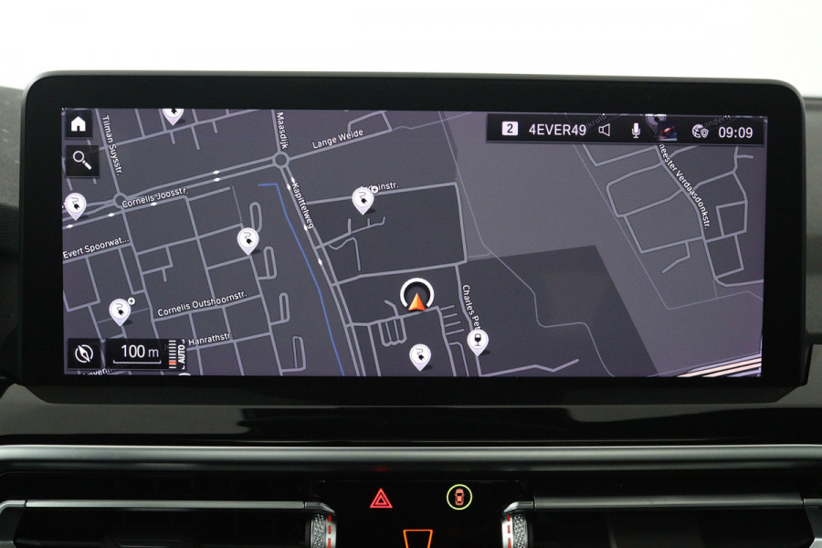 BMW X3 XDrive30e Business Edition Plus M-Sport ( SOH 92%, PANORAMADAK, TREKHAAK, SFEERVERLICHTING, DEALER ONDERHOUDEN)