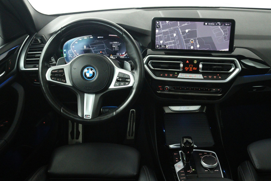 BMW X3 XDrive30e Business Edition Plus M-Sport ( SOH 92%, PANORAMADAK, TREKHAAK, SFEERVERLICHTING, DEALER ONDERHOUDEN)