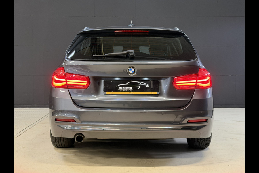 BMW 3 Serie Touring 318i High Executive Automaat | Leder | Stoelverwarming | Full LED | Navi | PDC V+A