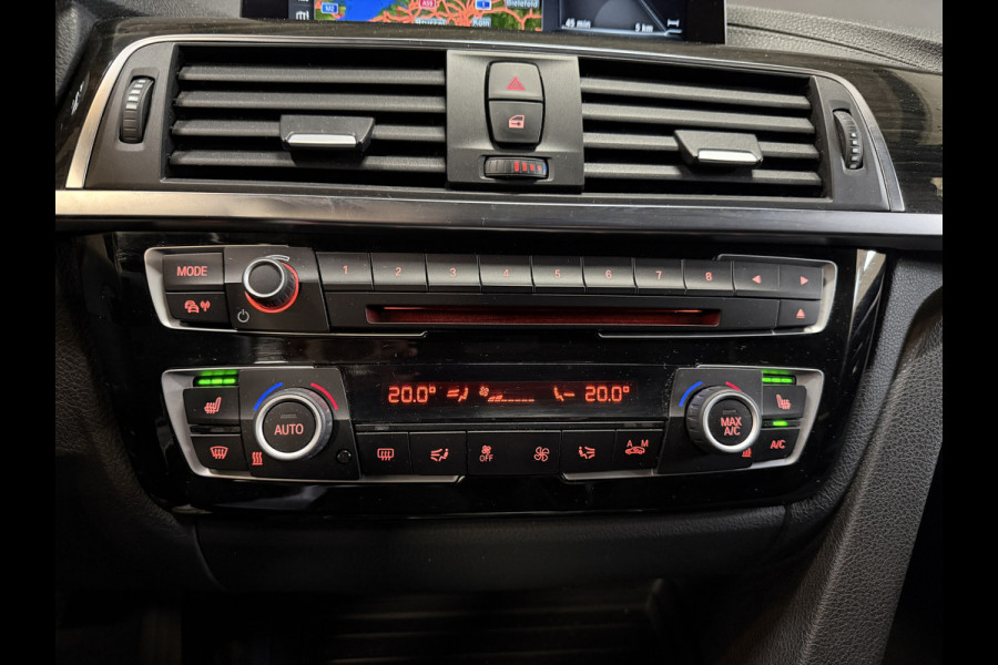 BMW 3 Serie Touring 318i High Executive Automaat | Leder | Stoelverwarming | Full LED | Navi | PDC V+A