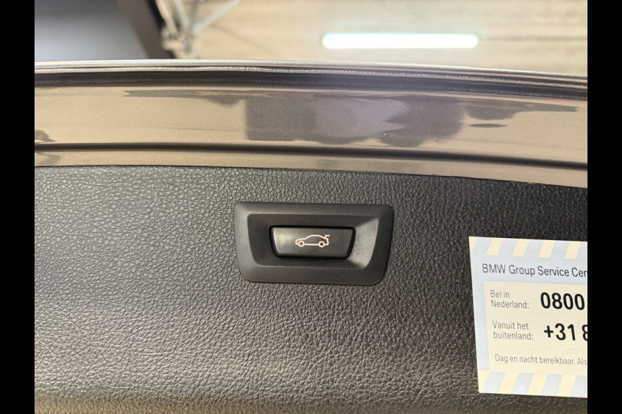 BMW 3 Serie Touring 318i High Executive Automaat | Leder | Stoelverwarming | Full LED | Navi | PDC V+A