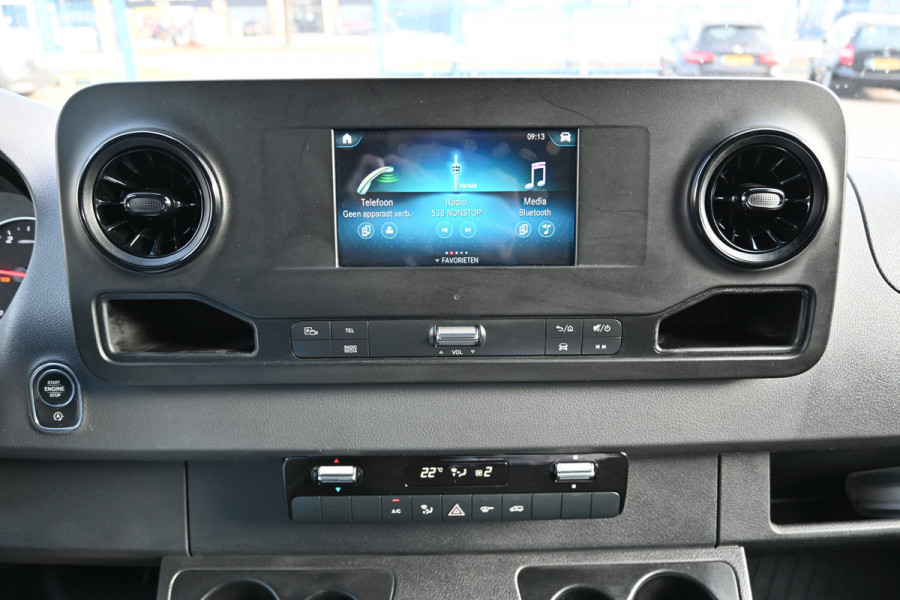 Mercedes-Benz Sprinter 317 CDI L2H1 Geveerde stoel, MBUX met Camera, Apple Carplay/Android Auto