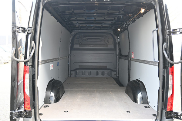 Mercedes-Benz Sprinter 317 CDI L2H1 Geveerde stoel, MBUX met Camera, Apple Carplay/Android Auto