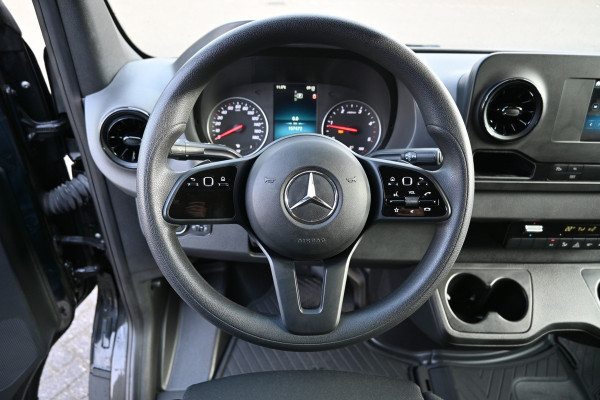 Mercedes-Benz Sprinter 317 CDI L2H1 Geveerde stoel, MBUX met Camera, Apple Carplay/Android Auto