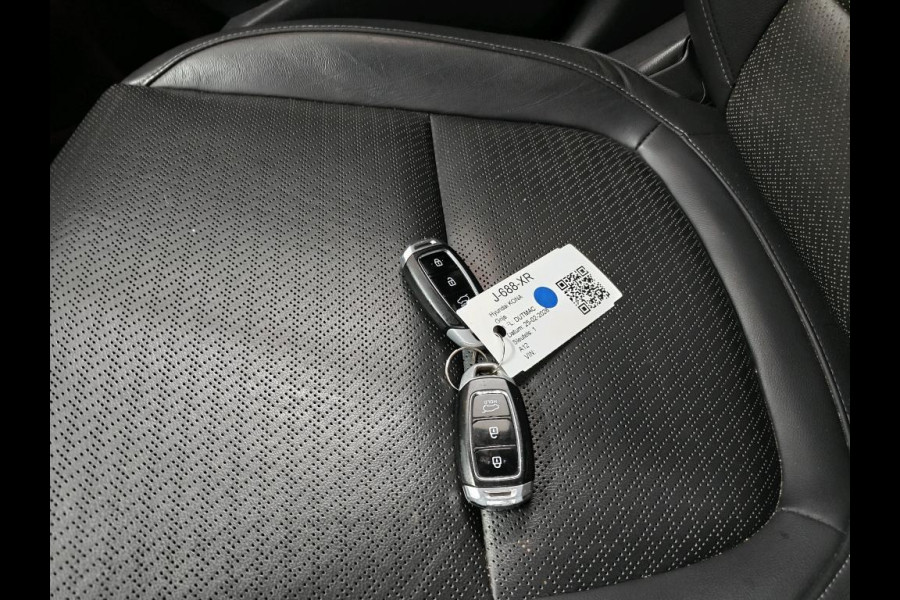 Hyundai Kona EV Premium 64 kWh NL-AUTO | LEDER| STOELVERWARMING | NAVI | CAMERA