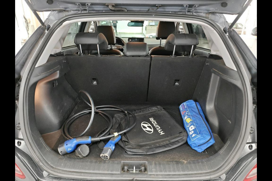 Hyundai Kona EV Premium 64 kWh NL-AUTO | LEDER| STOELVERWARMING | NAVI | CAMERA