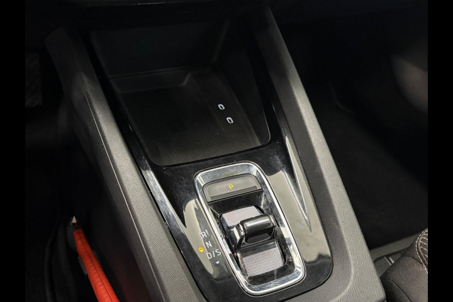 Škoda Octavia Combi 1.0 e-TSI Business Edition Navigatie Apple Carplay/Android Auto Parkeersensoren Adaptive Cruise Control Virtual Cockpit Full Led Climate Control Lichtmetalen velgen