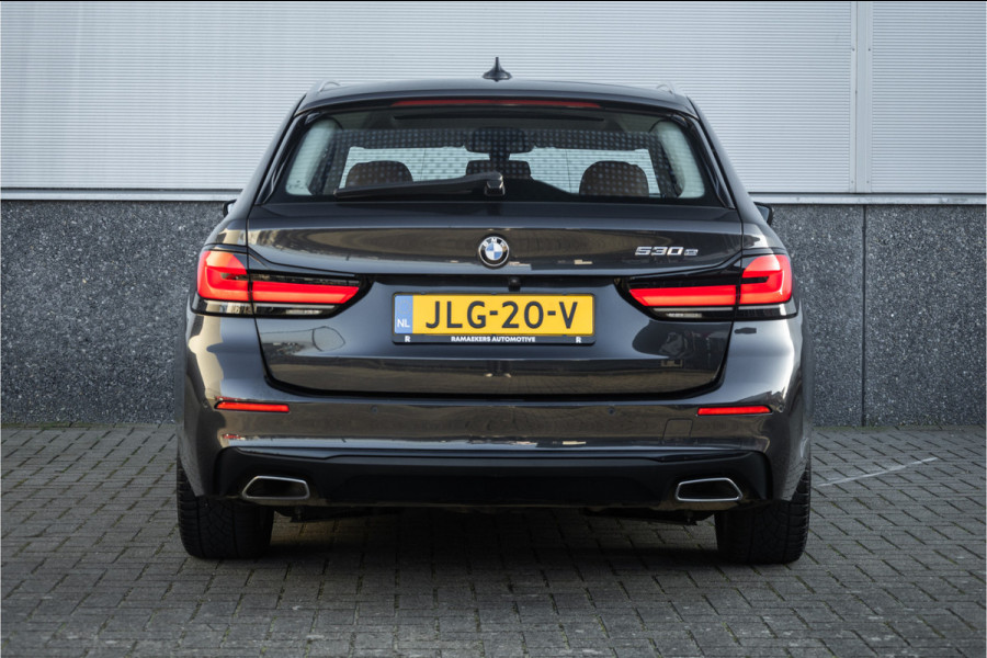BMW 5 Serie Touring 530e Panoram / Camera / Leder / Elec stoelen /