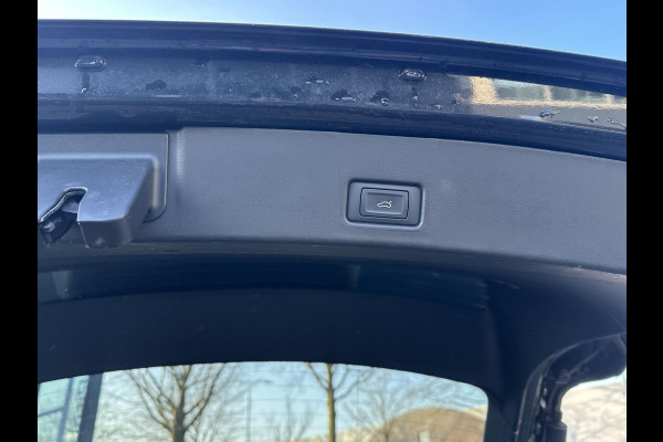 Audi Q4 Sportback e-tron 50 quattro S edition 77 kWh 3X S-LINE| SOH 93% | LEER |MATRIX LED| ADAPTIVE CRUISE CONTROL | LEDER | ELEKTRISCHE ACHTERKLEP| CAMERA| 21 INCH!