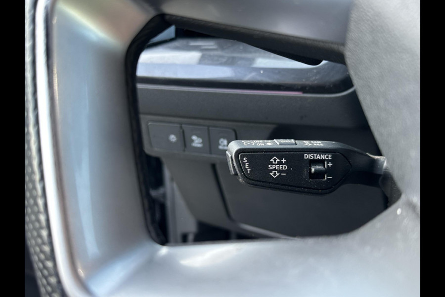 Audi Q4 Sportback e-tron 50 quattro S edition 77 kWh 3X S-LINE| SOH 93% | LEER |MATRIX LED| ADAPTIVE CRUISE CONTROL | LEDER | ELEKTRISCHE ACHTERKLEP| CAMERA| 21 INCH!