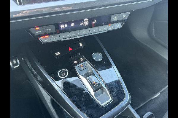Audi Q4 Sportback e-tron 50 quattro S edition 77 kWh 3X S-LINE| SOH 93% | LEER |MATRIX LED| ADAPTIVE CRUISE CONTROL | LEDER | ELEKTRISCHE ACHTERKLEP| CAMERA| 21 INCH!