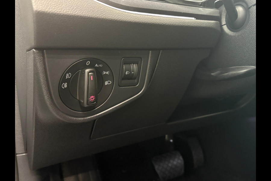 Volkswagen Polo 1.0 TSI 110pk DSG Highline | Navigatie | Apple Carplay/Android Auto | Parkeersensoren | Adaptive Cruise Control | Stoelverwarming | Getinte ramen | Climatronic