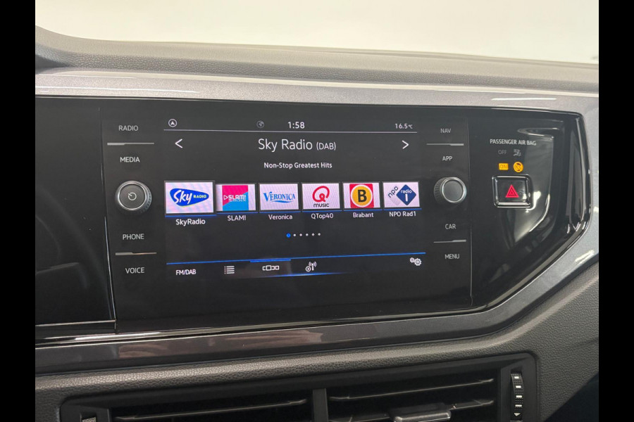 Volkswagen Polo 1.0 TSI 110pk DSG Highline | Navigatie | Apple Carplay/Android Auto | Parkeersensoren | Adaptive Cruise Control | Stoelverwarming | Getinte ramen | Climatronic