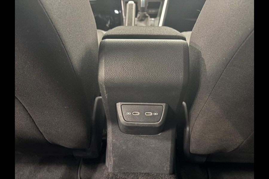 Volkswagen Polo 1.0 TSI 110pk DSG Highline | Navigatie | Apple Carplay/Android Auto | Parkeersensoren | Adaptive Cruise Control | Stoelverwarming | Getinte ramen | Climatronic