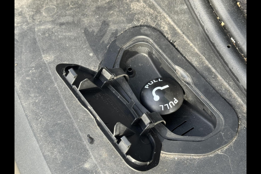 Renault Espace 1.8 TCe Intens 7p. NL-AUTO | PANODAK | 1/2 LEDER | 225 PK | TREKHAAK