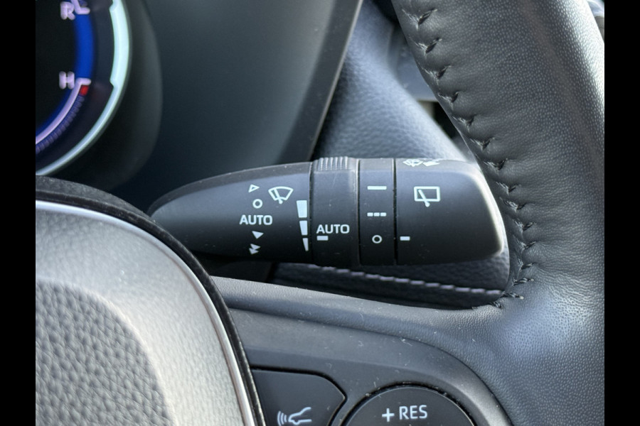 Toyota RAV4 2.5 Hybrid Team D | CarPlay | Navi | Camera | ACC | LED | keyless