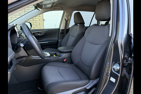 Toyota RAV4 2.5 Hybrid Team D | CarPlay | Navi | Camera | ACC | LED | keyless