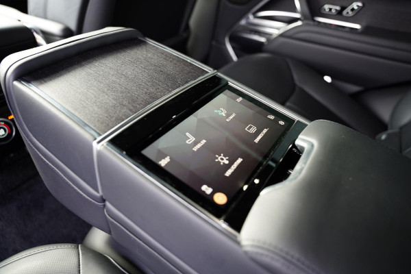 Land Rover Range Rover D350 Autobiography 23 Inch / Elekt. Trekhaak / Massage